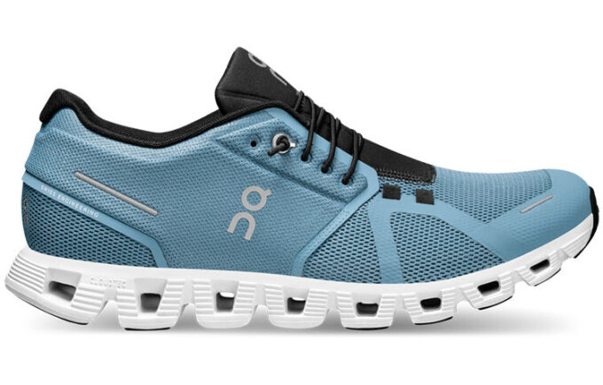 Cloud 5 in «Niagara Black»