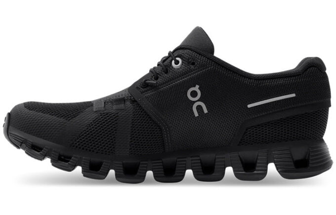 Cloud 5 «Vollständig in Schwarz»