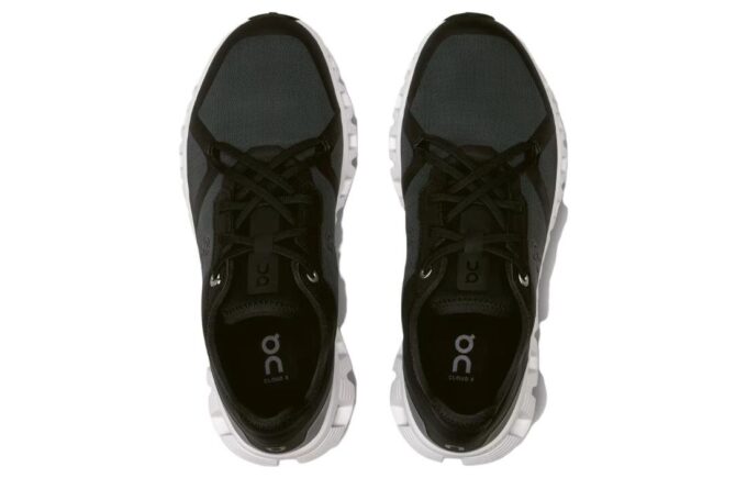 Cloud X 3 AD «Schwarz Weiß» Cloud X 3 AD «Schwarz Weiß»