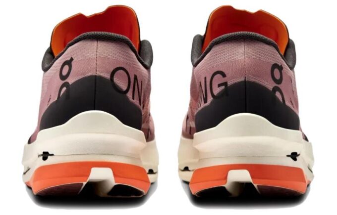 Cloudboom Echo 3 «Staubrosen-Finsternis»