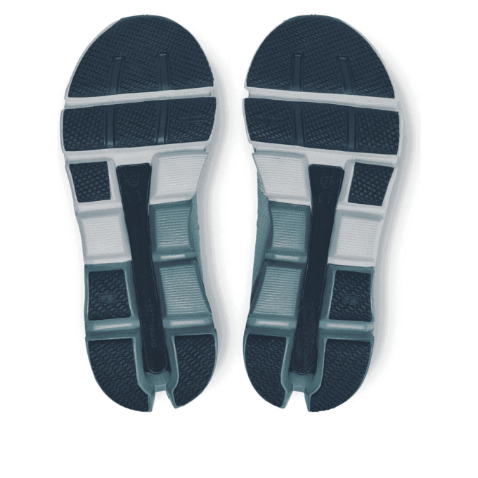 Cloudflyer 4 «Nimbus Cobble»