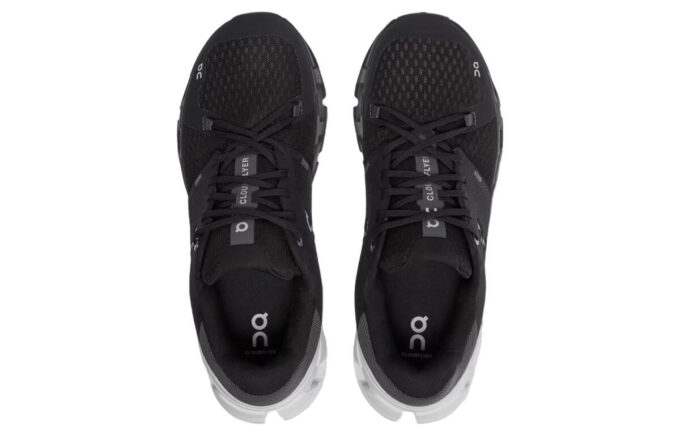 Cloudflyer 4 «Schwarz Weiß»