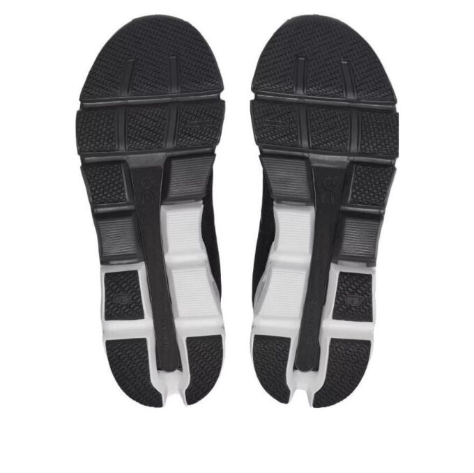 Cloudflyer 4 Wide «Schwarz Weiß»