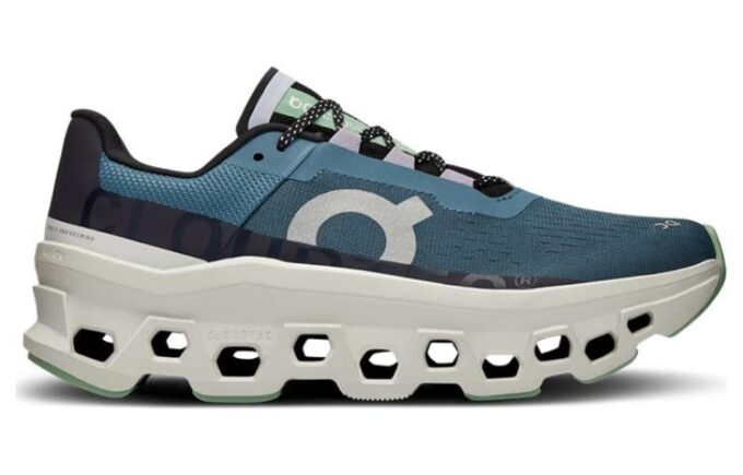 Cloudmonster «Staub Dunst»