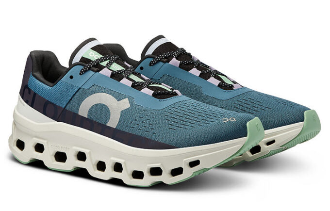 Cloudmonster «Staub Dunst»