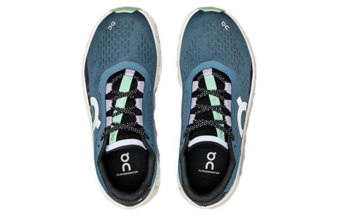 Cloudmonster «Staub Dunst»