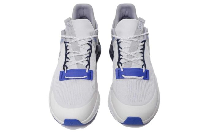 Cloudnova Flux «Naturweiß Kobalt»