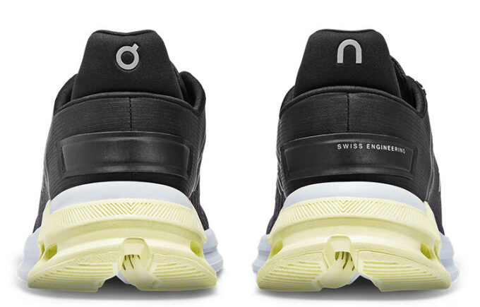 Cloudnova Flux «Schwarz Heu»