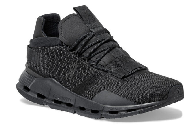 Cloudnova «Schwarze Finsternis»