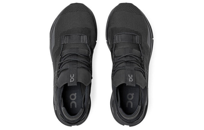 Cloudnova «Schwarze Finsternis»