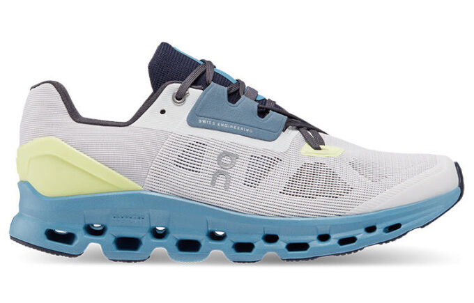 Cloudstratus «Frost Niagara»