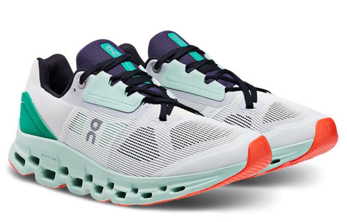 Cloudstratus «Ungefärbtes Weiß Creek»