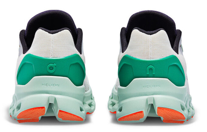 Cloudstratus «Ungefärbtes Weiß Creek»