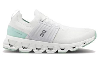 Cloudswift 3 «Elfenbeinfarbener Bach»