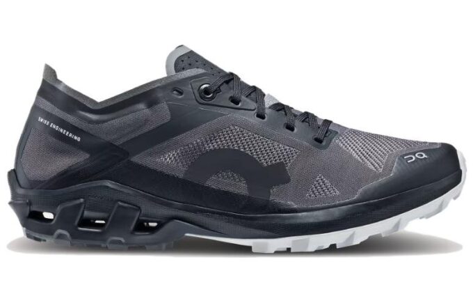 Cloudventure Peak 3 «Schwarzer Gletscher»