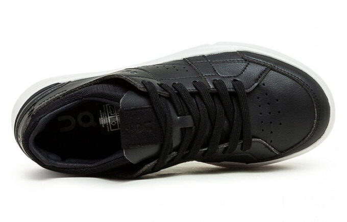 Clubhouse x The Roger «Schwarz Weiß»