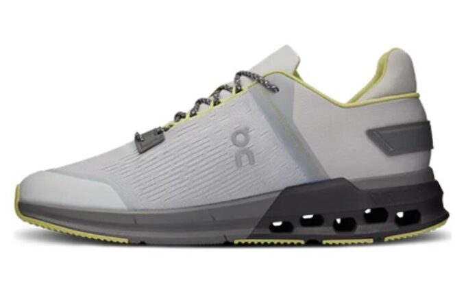 On Cloudnova Flux «Gletscherfrische»