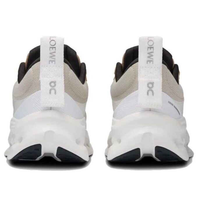 On Running x LOEWE Cloudtilt 2 «Hellbraun Weiß»