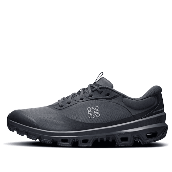 On Running x LOEWE Cloudventure 2 «Gunmetal»