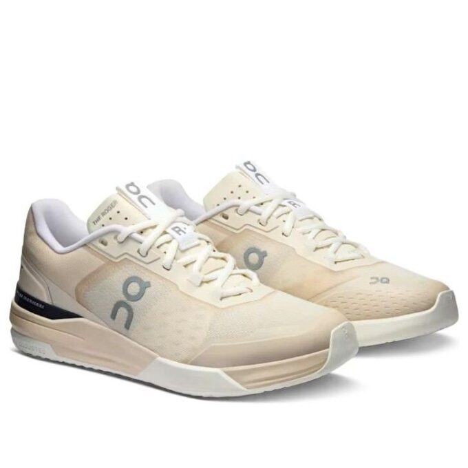 THE ROGER Advantage Pro «Creme Schwarz»